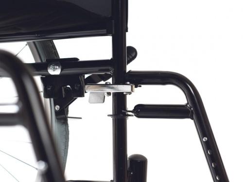 Кресло-коляска Ortonica BASE 100 18UU (Ширина сиденья 45,5 см) фото 4